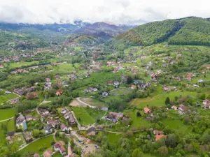 Teren de vânzare cu potențial turistic–Predeluț,comuna Bran