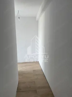 Duplex  modern despartit prin camera tehnica - imagine 9