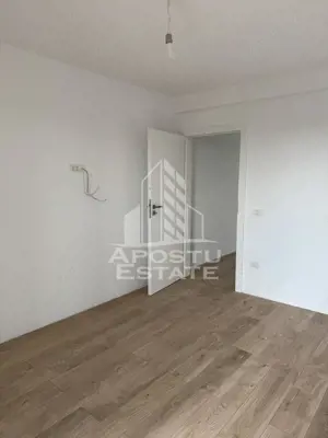 Duplex  modern despartit prin camera tehnica - imagine 19