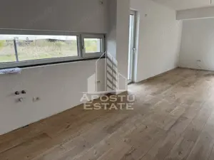 Duplex  modern despartit prin camera tehnica - imagine 13