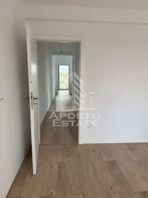 Duplex  modern despartit prin camera tehnica - imagine 20