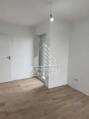 Duplex  modern despartit prin camera tehnica - imagine 17