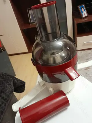 Storcător la rece de fructe și legume