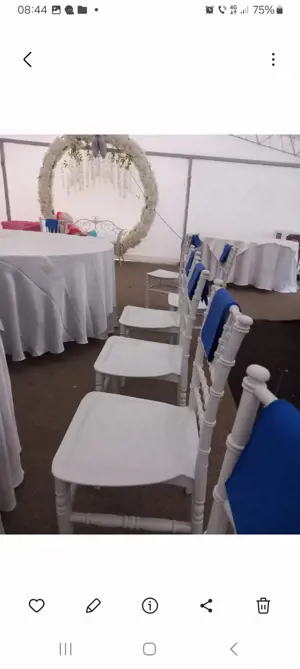 inchiriez scaune pentru  diferite evenimente