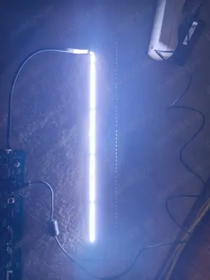 bareta led m280dgj-l30-t0lbdle02 36cm de pe monitor Samsung u28e590d