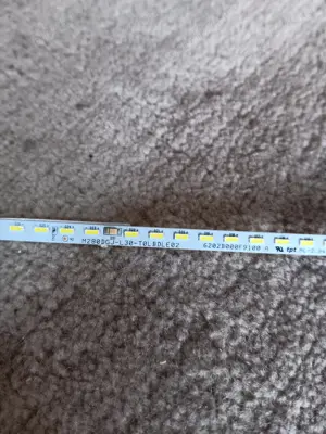 bareta led m280dgj-l30-t0lbdle02 36cm de pe monitor Samsung u28e590d - imagine 3