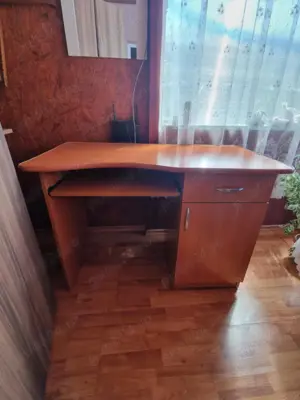 Birou pentru Calculator 