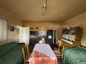 Casa de vanzare, cu 3 camere, 191 mp, la 3 km de Hațeg - imagine 9 Casa de vanzare, cu 3 camere, 191 mp, la 3 km de Hațeg - imagine 9