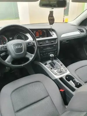Vând Audi a4 b8 2.0 tdi ,2011 - imagine 7