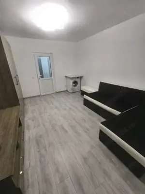 Garsoniera de vanzare zona CET, MOBILATA UTILATA - imagine 3