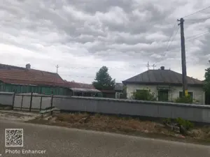 2 Case + 1600 mp Teren, zona centrala Balinesti, Siret