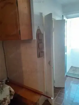 Mobilat Etaj1 Ap 4 cam 86mp Confort1 Decomandat Obor 2 balcoane - imagine 2