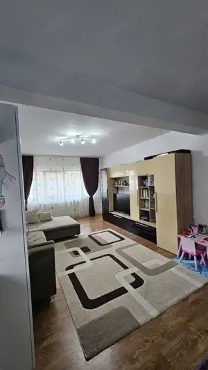Apartament cu 3 camere 2 bai Giroc