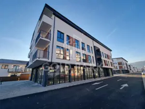 Spatiu Comercial - Zona Floresti - 160 mp - Bloc Nou