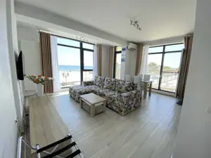 Apartament 2 camere mobilat, vedere la mare, in prima linie + loc de parcare, de vanzare Mamaia Nord