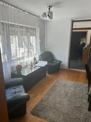 De vanzare casa in zona Blascovici, strada linistita, 6 camere, piscina - imagine 5