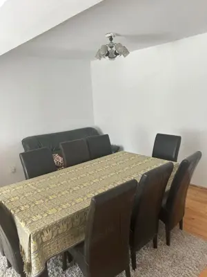 De vanzare casa in zona Blascovici, strada linistita, 6 camere, piscina - imagine 4