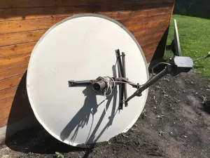 Antena satelit 1.4m, montura polara cu actuator si LNB - imagine 2