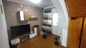 Casă Valu lui Traian - imagine 4