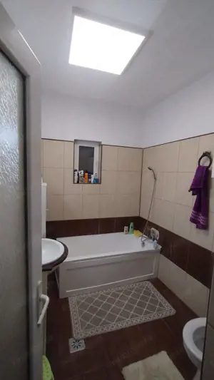 Casă Valu lui Traian - imagine 12