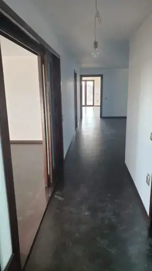 Super VILA P+1+ M, 310mp construiti Teren 470mp cu 12 deschidere Brailita - imagine 13