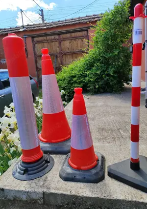 Conuri semnalizare avertizare