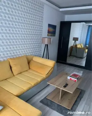 apartament cu 2 camere semidecomandat zona Modern