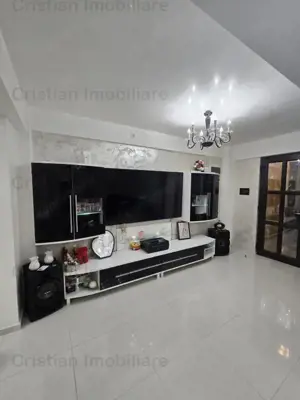 VILA (P+ 1) LUX Chercea FINISAJE  240mp construiti - imagine 4