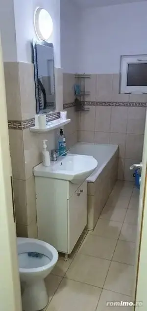 Apartament o camera zona Modern  - imagine 2