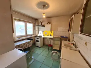 Apartament 4 Camere, Etaj 3, Decomandat, Zona Parc Cetate - imagine 8