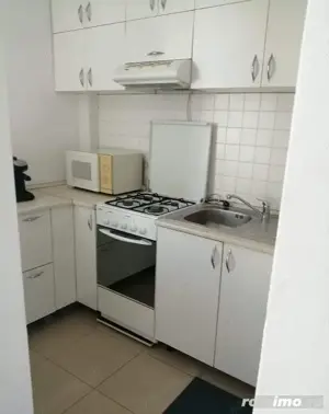 garsoniera pe strada Renasterii