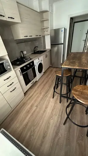 Garsoniera de inchiriat in zona Bartolomeu Sud - imagine 3 Garsoniera de inchiriat in zona Bartolomeu Sud - imagine 3