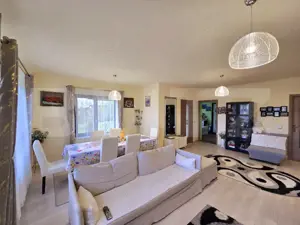 Casă la cheie cu teren de 1650 mp, Sălicea - imagine 2