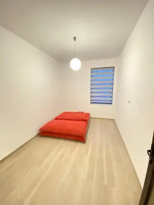 Apartament 3 camere, zona ULTRACENTRAL, etaj 1 - imagine 5
