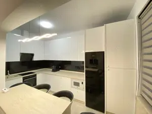 Apartament 3 camere, zona ULTRACENTRAL, etaj 1 - imagine 10