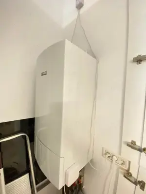 Apartament 3 camere, zona ULTRACENTRAL, etaj 1 - imagine 11