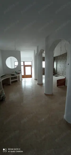 Închiriez spațiu comercial ultracentral str. Cuza Voda - imagine 3