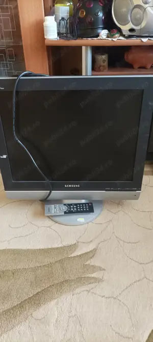 Televizor marca Samsung 