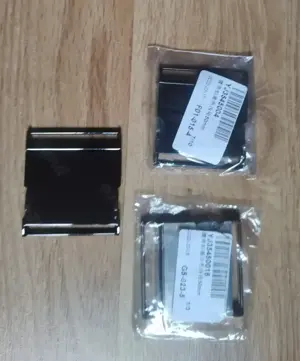 Catarame metalice noi cu eliberare rapidă, diametrul interior 5 cm.