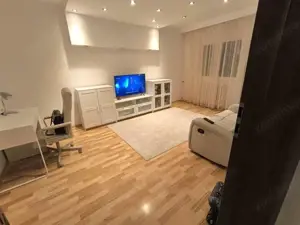 Apartament Luminos, 2 camere, Parcul Tineretului. Parcare. - imagine 3