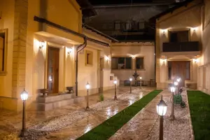 Casa de LUX de vanzare Ultracentral
