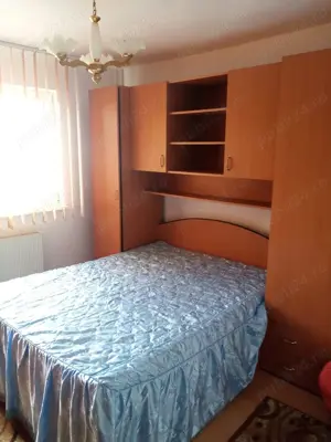 Ofer spre inchiriere apartament doua camere zona piata aurora