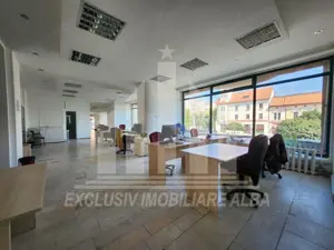 Spatiu comercial de inchiriat, Centru