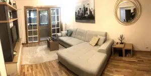 Apartament 3 camere, complet renovat, Târgu Jiu   Strada Nicolae Bălcescu