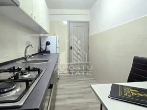 Apartament o camera zona Aurel Vlaicu