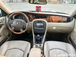 Jaguar X Type - imagine 4