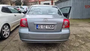 Vand Toyota Avensis 1.8 - imagine 3 Vand Toyota Avensis 1.8 - imagine 3