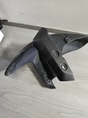 Aripa Yamaha tracer 900