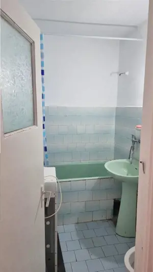 Apartament 2 camere, zona centrala - imagine 7
