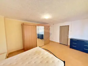 Clădire cu destinații multiple de vânzare în Arad - imagine 5